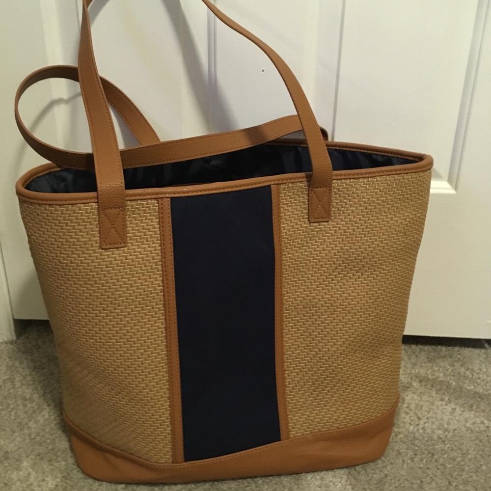 Thirty one- Shore Enough Tote